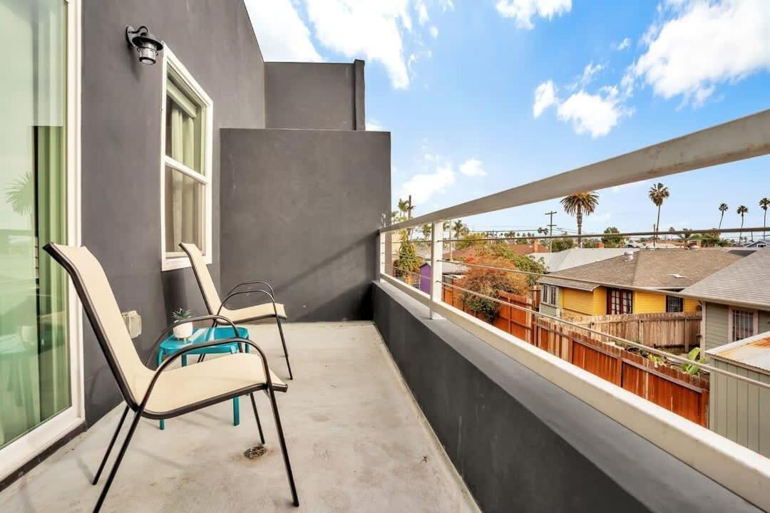 Professionals-Restaurants-Fastwifi-A C-Desk- Pets Apartment San Diego Exterior photo
